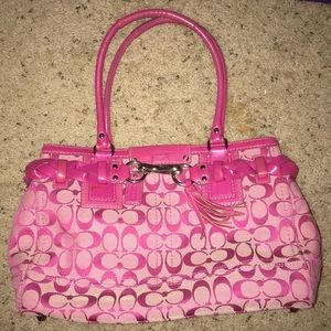 Coach fascia shoulder bag